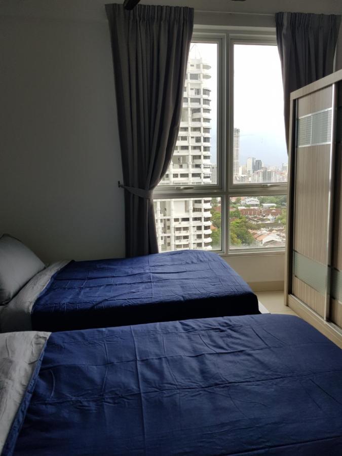Mansion One Suite By Staycation Homestay Джордж Таун Екстериор снимка