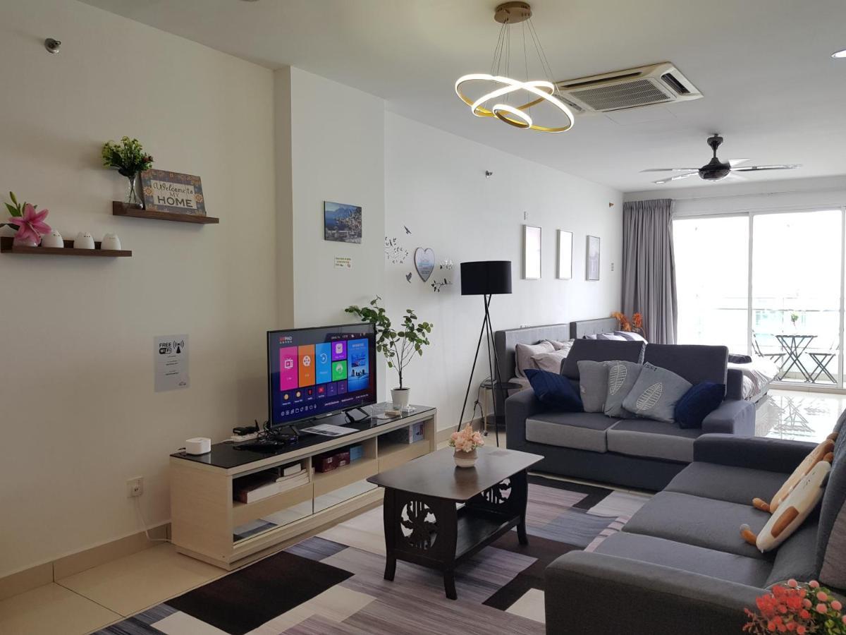 Mansion One Suite By Staycation Homestay Джордж Таун Екстериор снимка