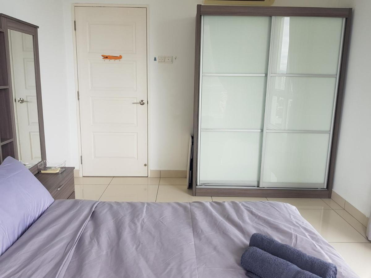 Mansion One Suite By Staycation Homestay Джордж Таун Екстериор снимка