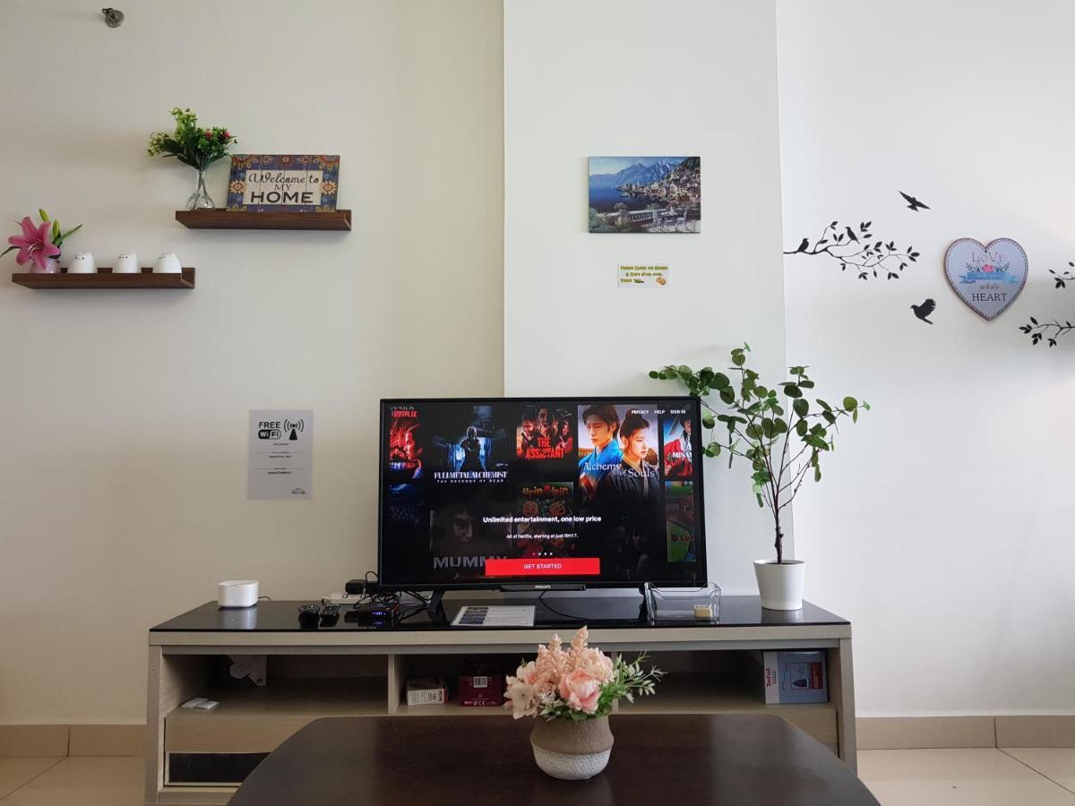 Mansion One Suite By Staycation Homestay Джордж Таун Екстериор снимка