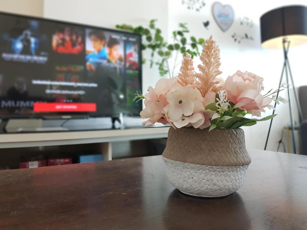 Mansion One Suite By Staycation Homestay Джордж Таун Екстериор снимка