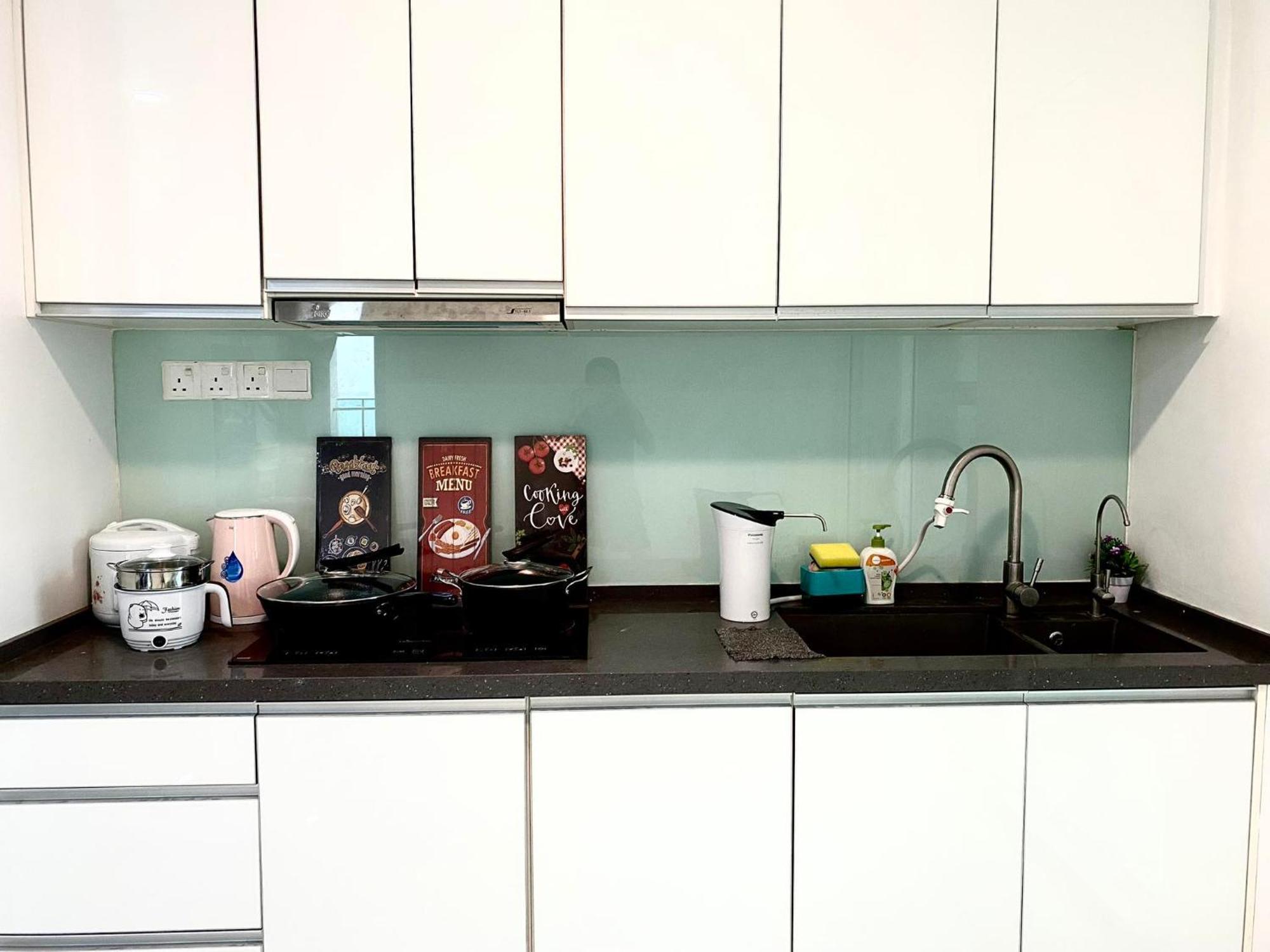 Mansion One Suite By Staycation Homestay Джордж Таун Екстериор снимка