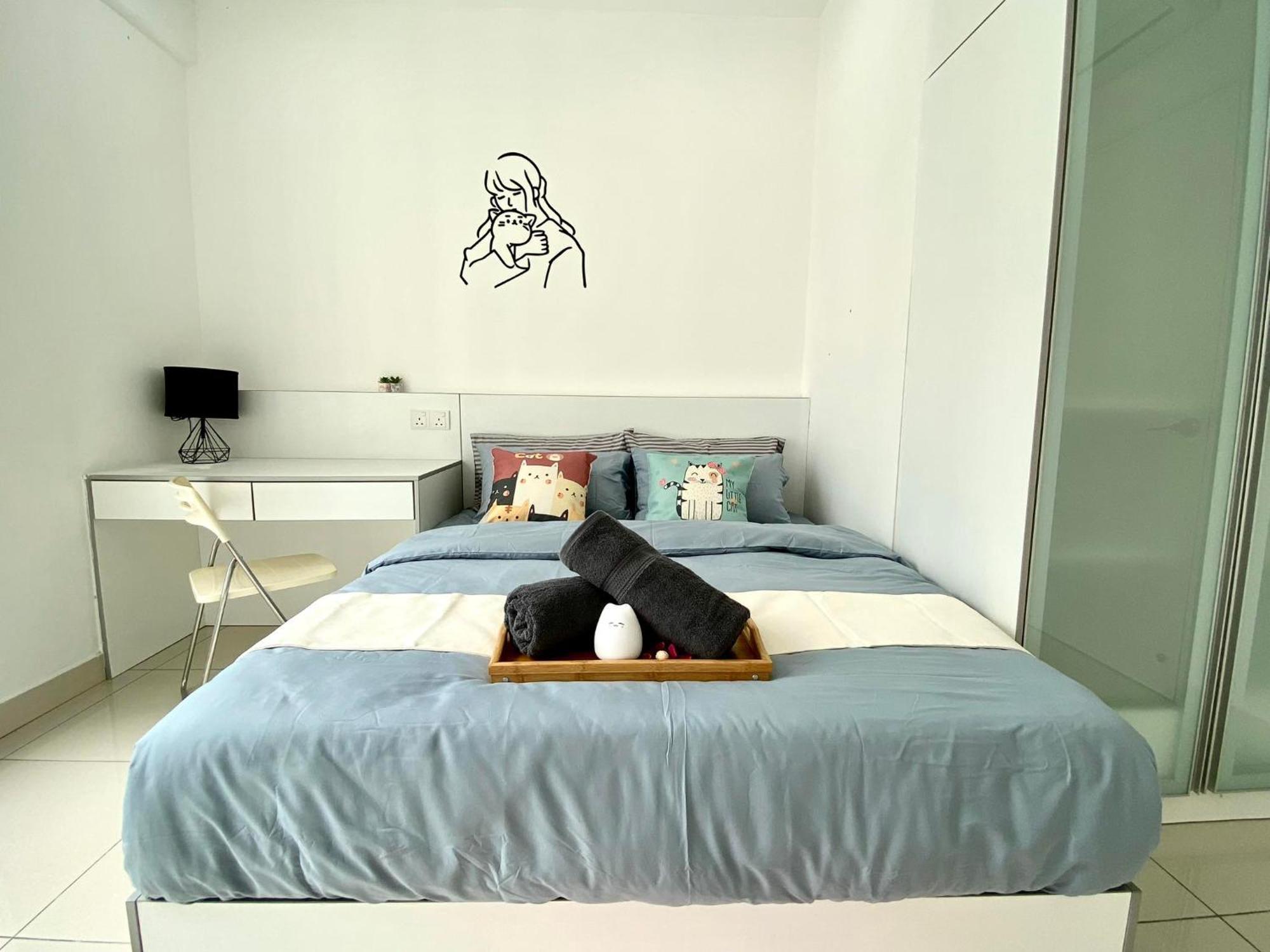 Mansion One Suite By Staycation Homestay Джордж Таун Екстериор снимка